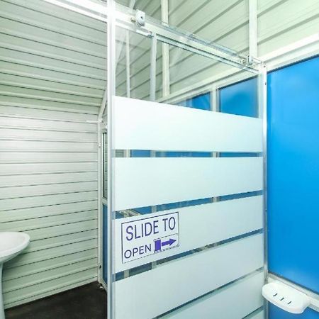 A4 Hostel Colombo Airport - Eco Lodge - Free Pickup & Drop Katunayaka Bagian luar foto